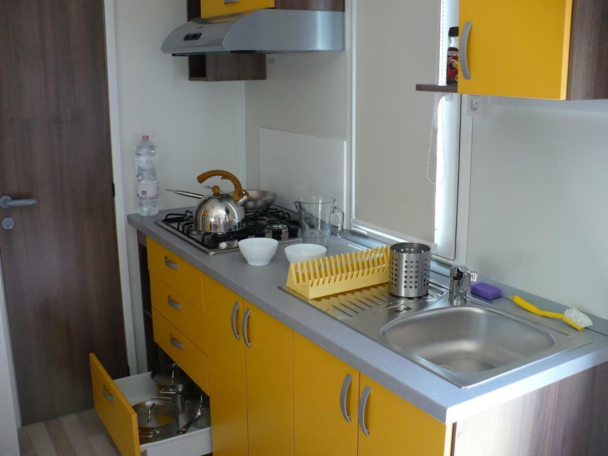 Victoria Mobilehome In Orsera Camping Resort Buitenkant foto